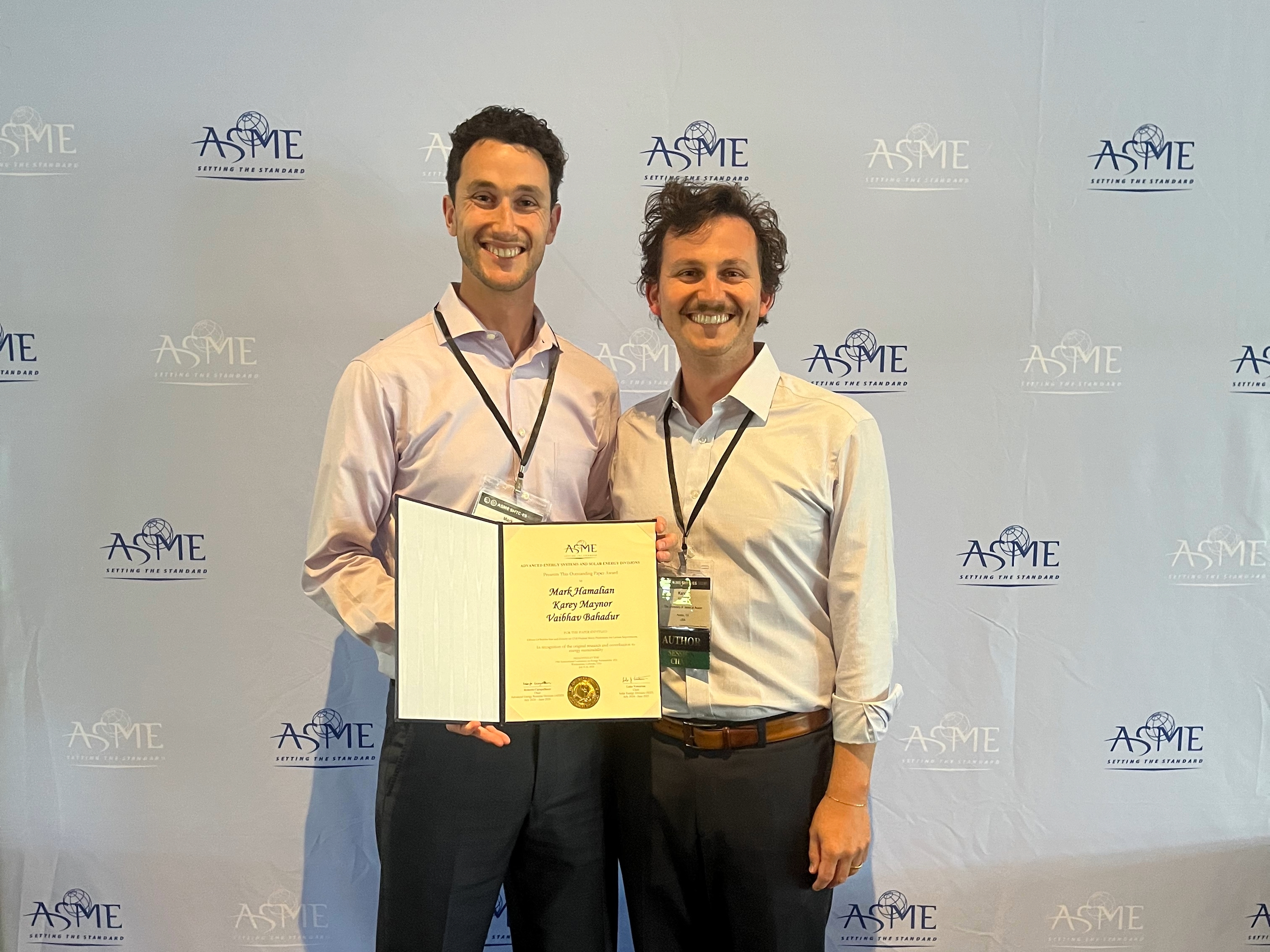 Graduate students Mark Hamalian and Karey Maynor